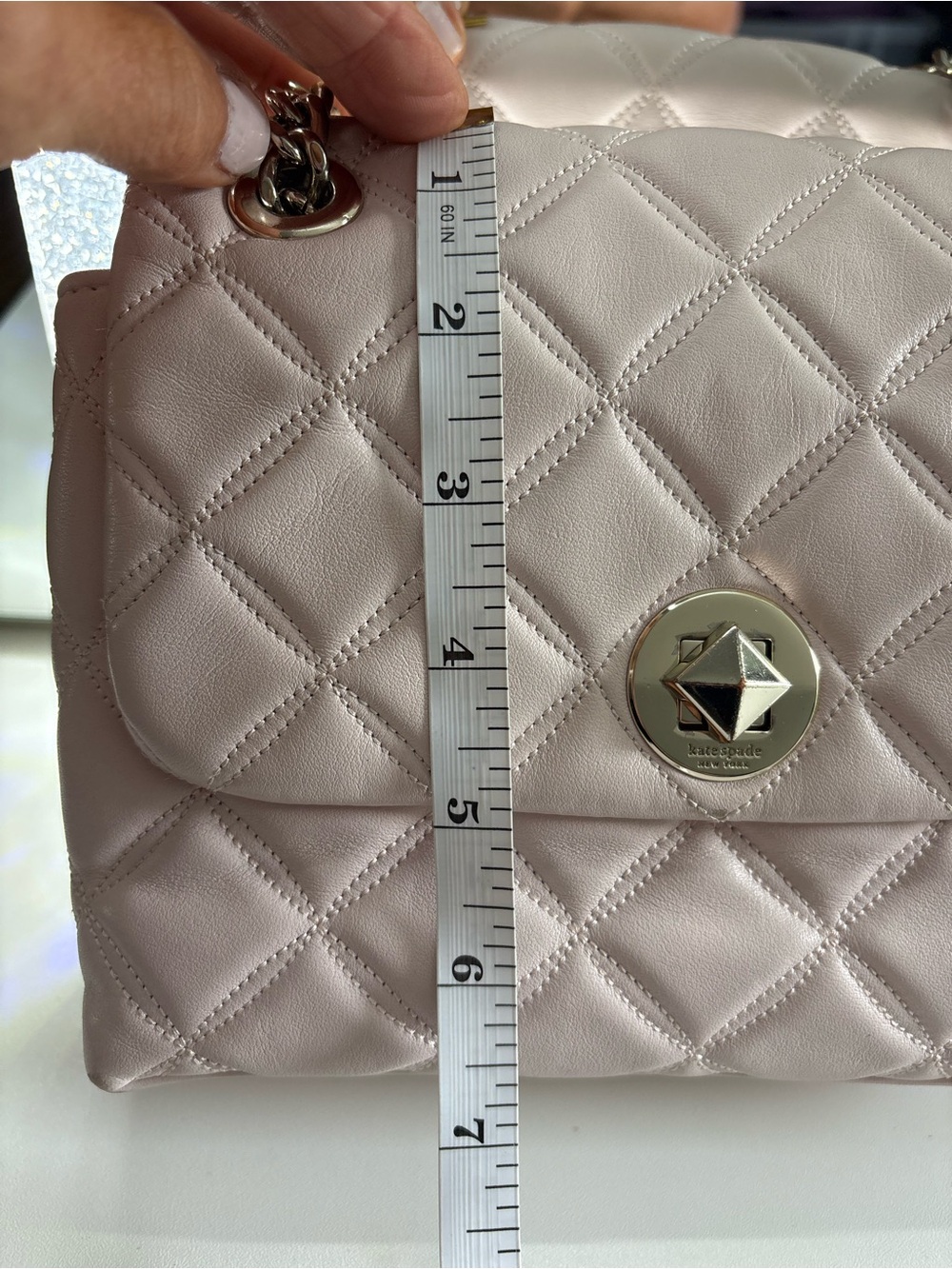kate spade Quilted White Shoulder Bag with Gold Chain Strap - Picture 8 of 9